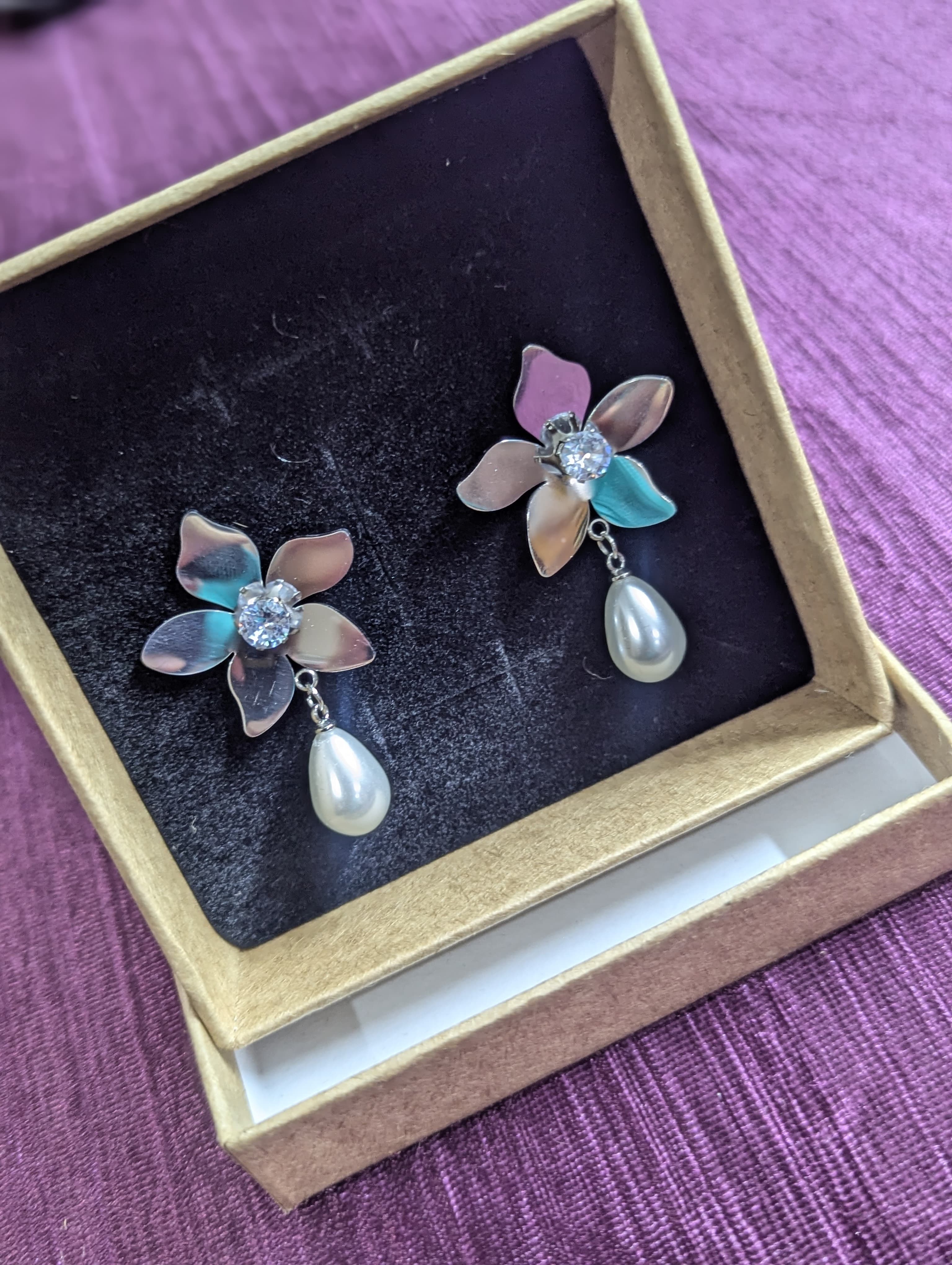 Anti Tarnish Steel  Flower Shape Earring