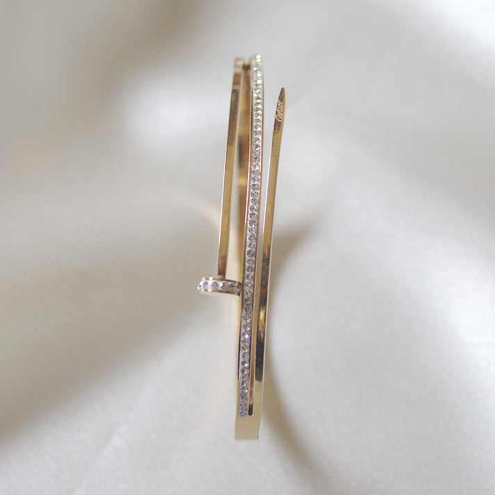 mania anti tarnish gold Nail with stone bracelet