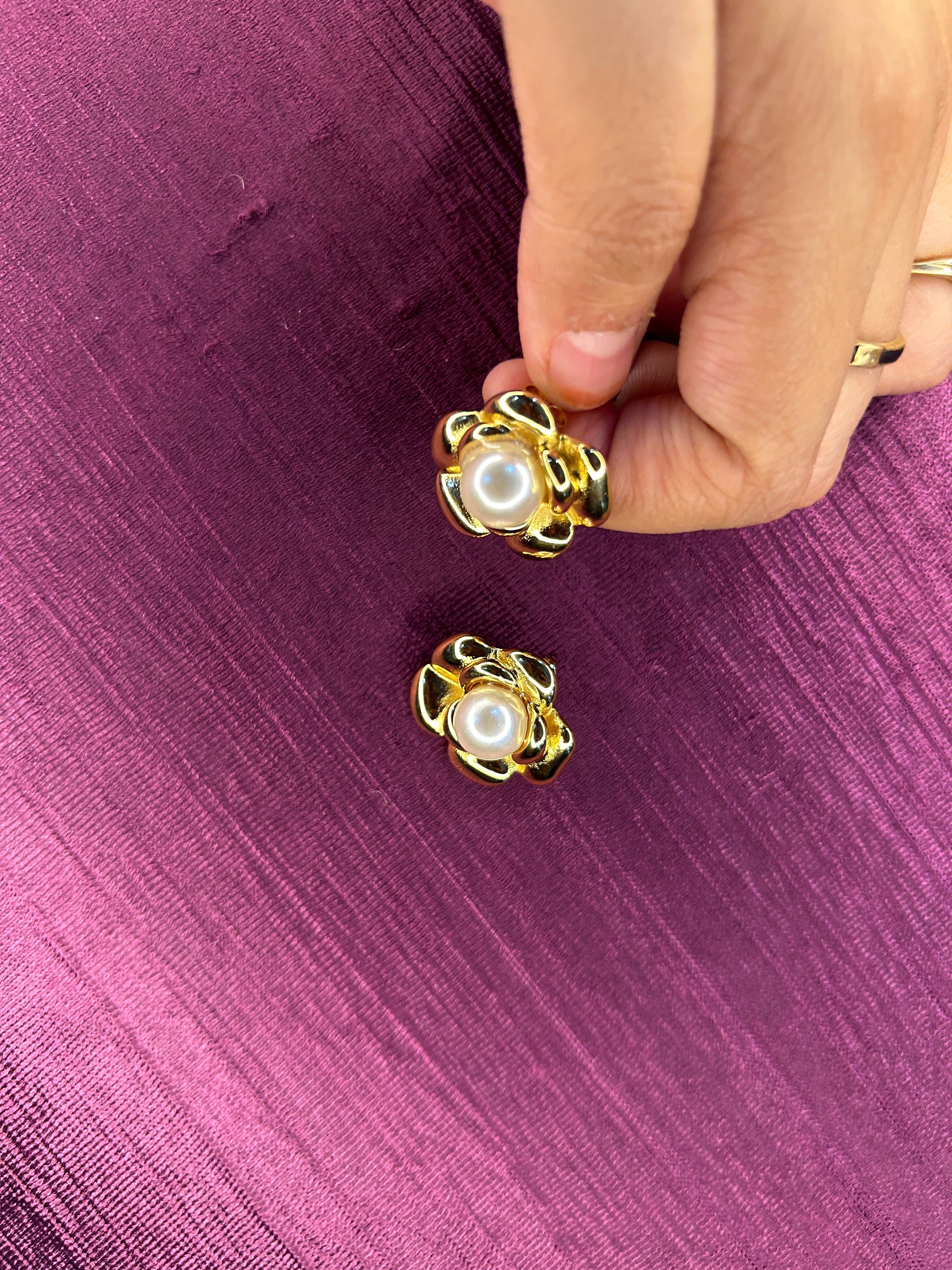 Flower Shape Studs