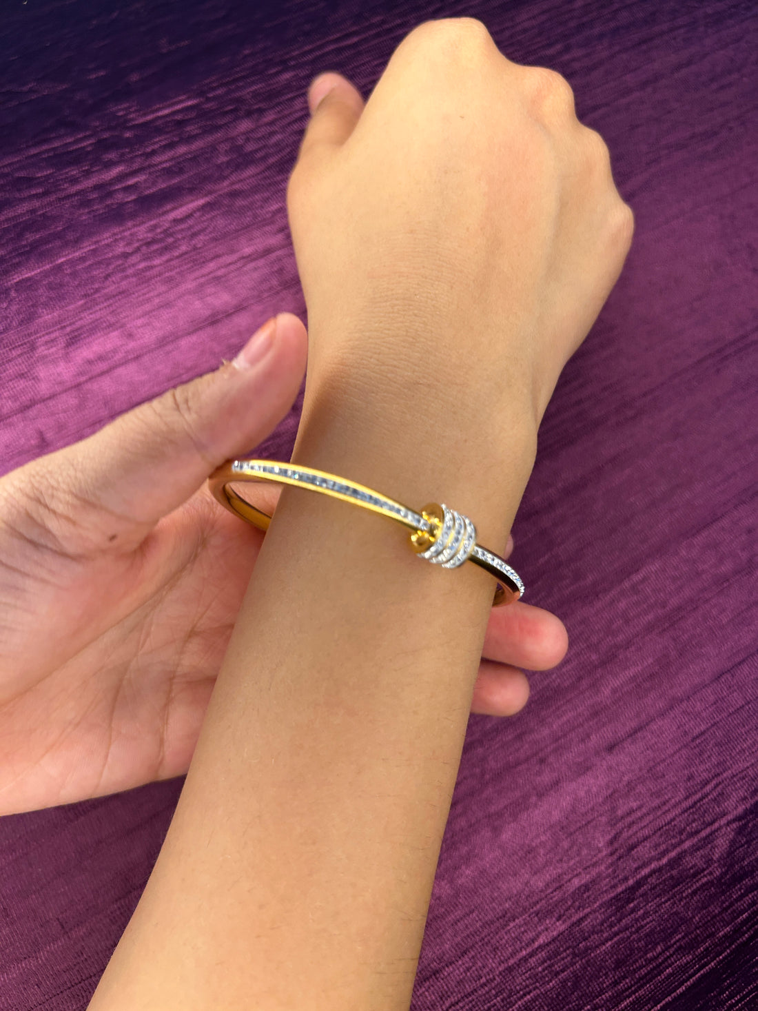 Premium White Stone Bracelet