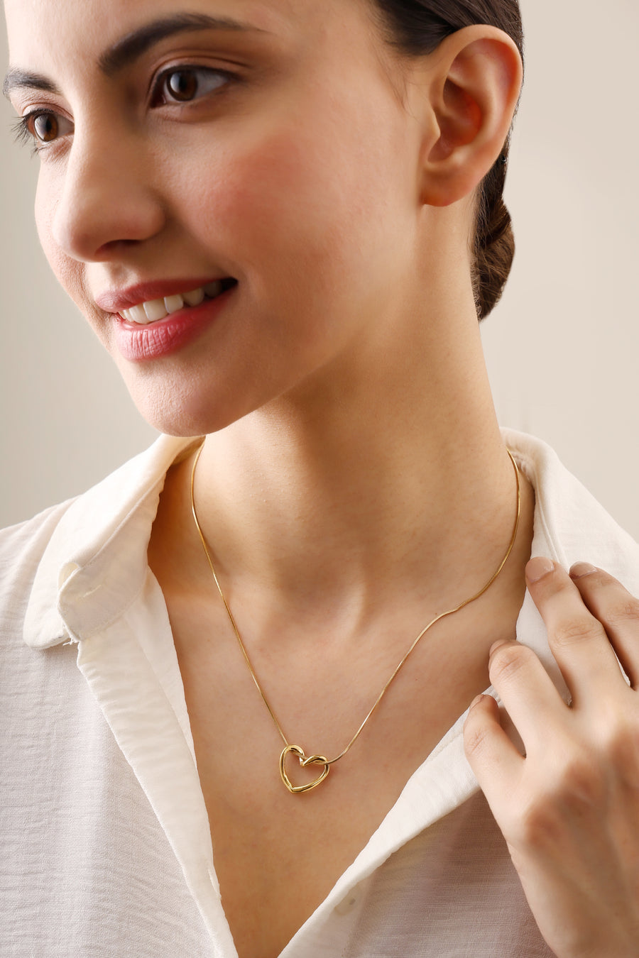 Mania Anti tarnish Heart shape Gold necklace