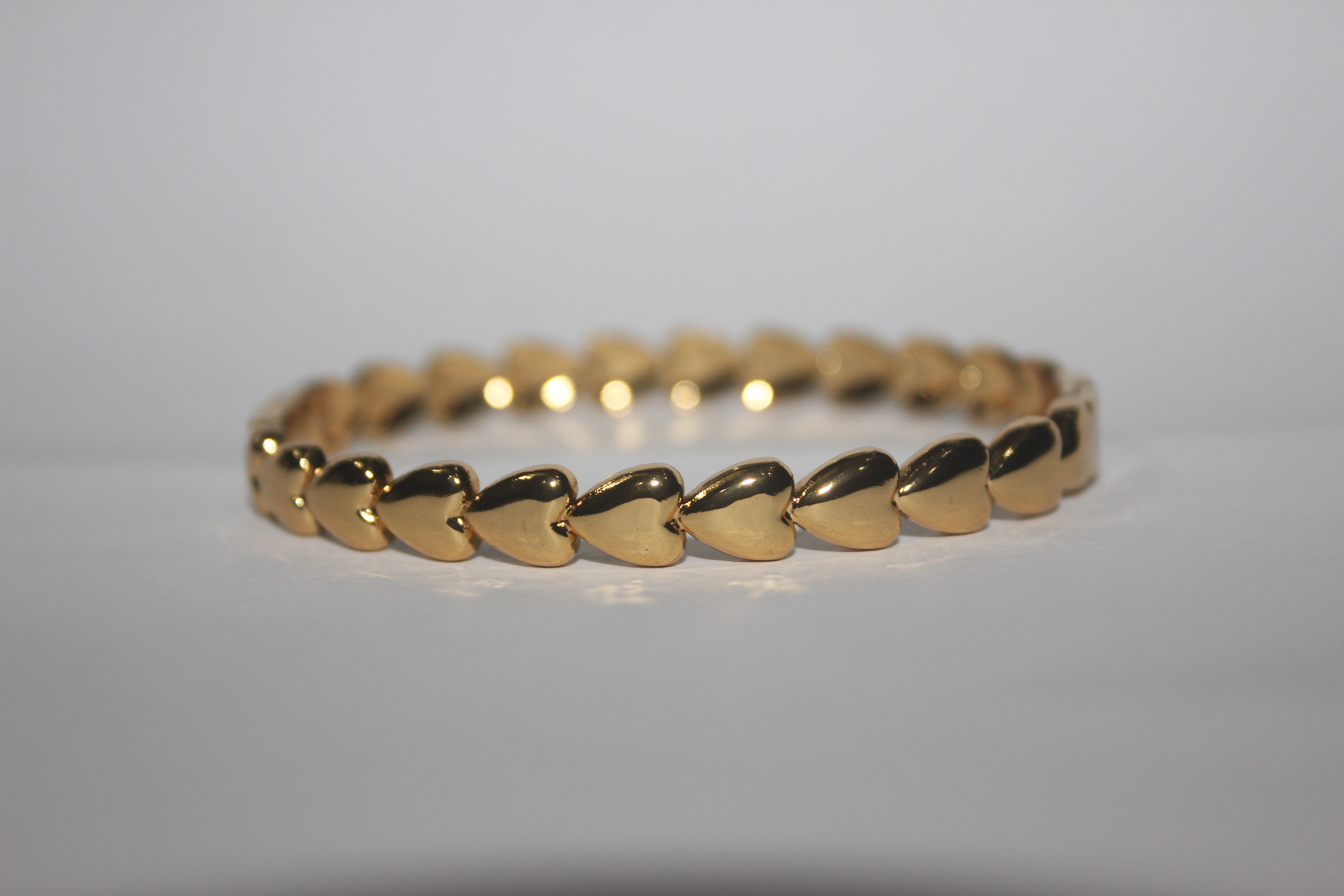 Mania anti tarnish gold heart shape bracelet