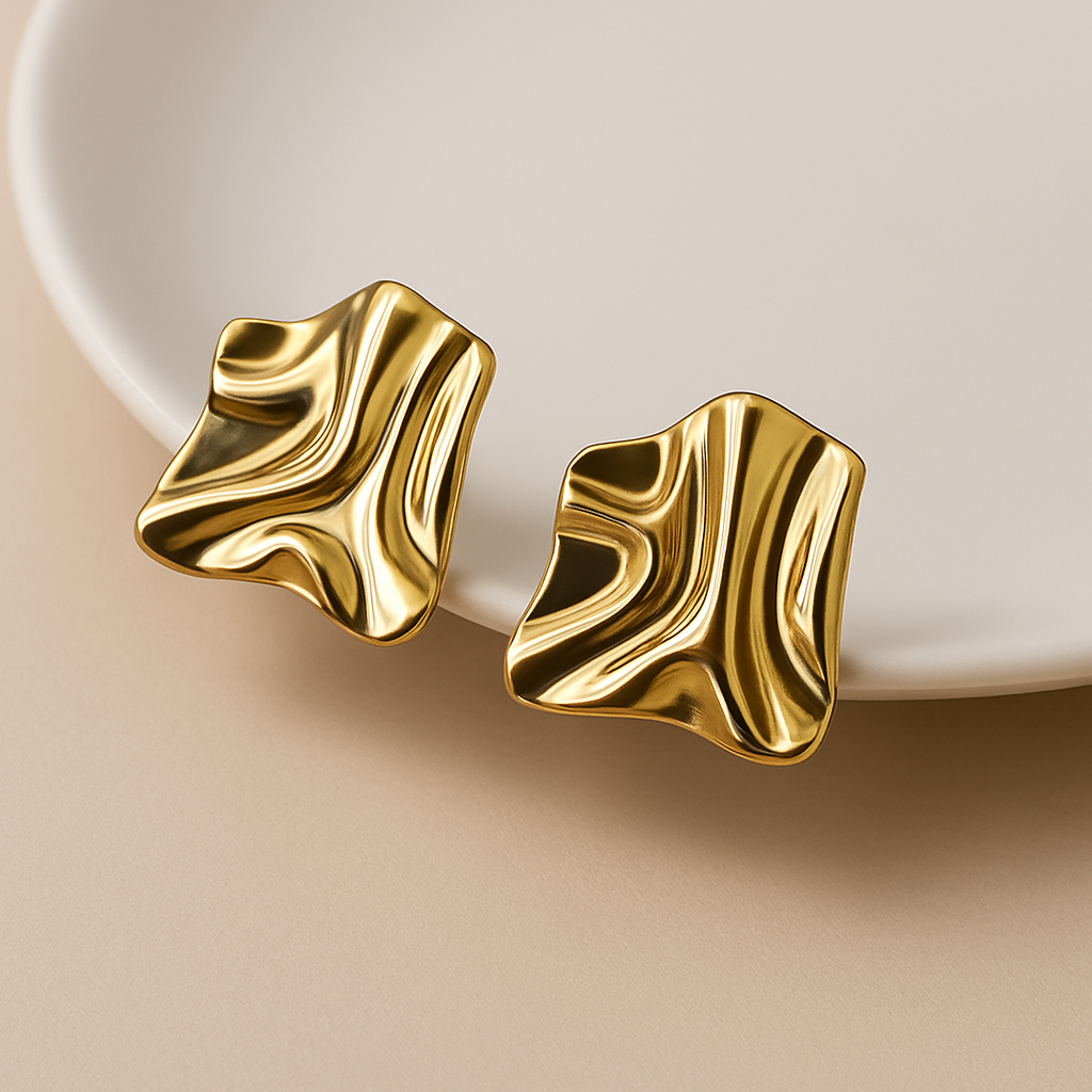 mania Anti Tarnish Gold Plated stads